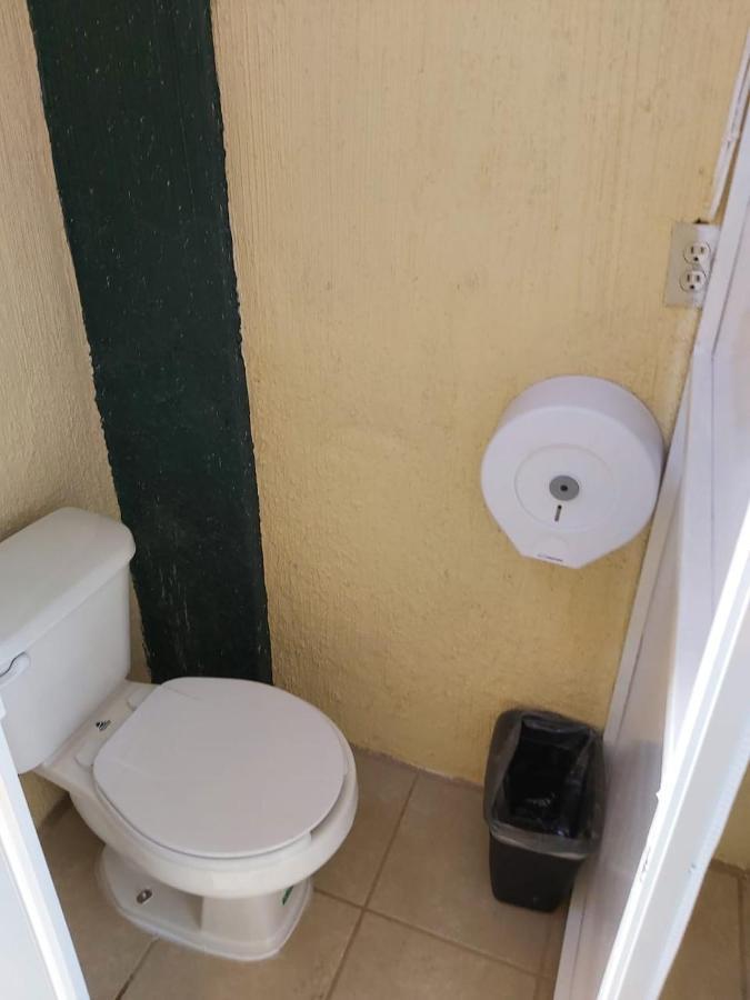 Hostal グアダラハラ エクステリア 写真