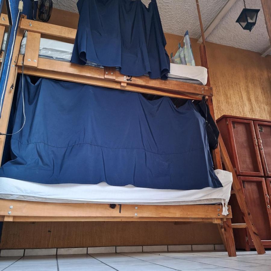 Hostal グアダラハラ エクステリア 写真