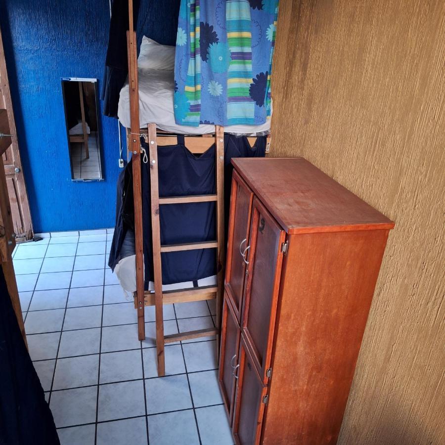 Hostal グアダラハラ エクステリア 写真